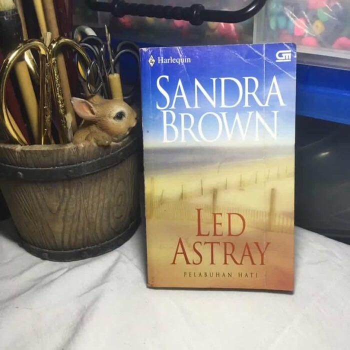 Novel Led Astray Sandra Brown Books Stationery Books On