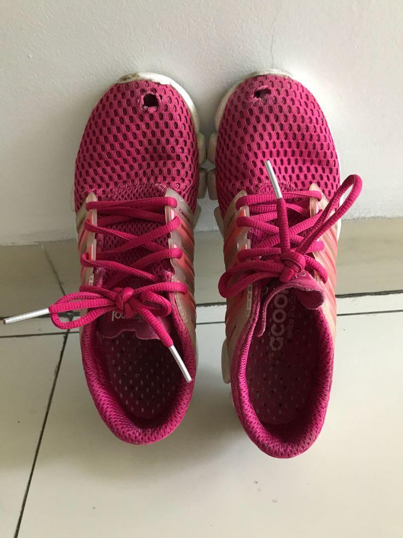 Sepatu Adidas Wanita Pink Size 39 5 Fesyen Wanita Sepatu Di Carousell