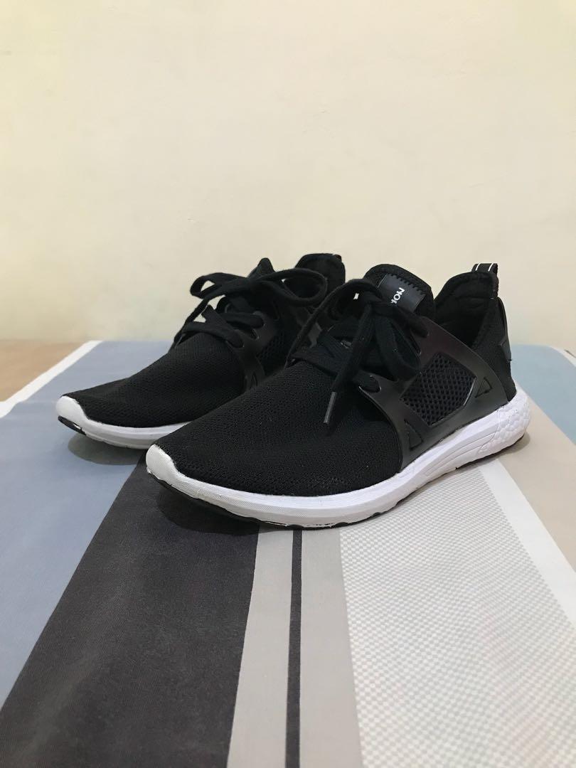 Sepatu Running Pria North Star Original Fesyen Pria Sepatu Sneakers Di Carousell