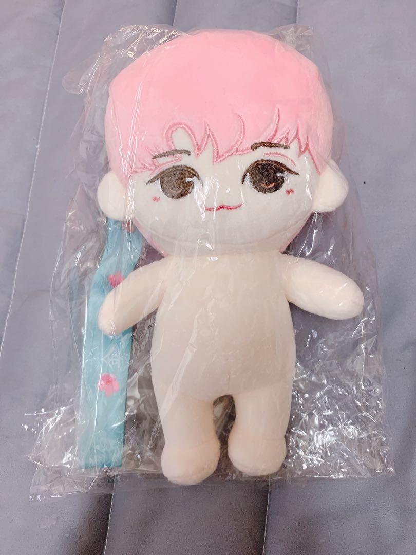 Shinee Jonghyun 20cm doll