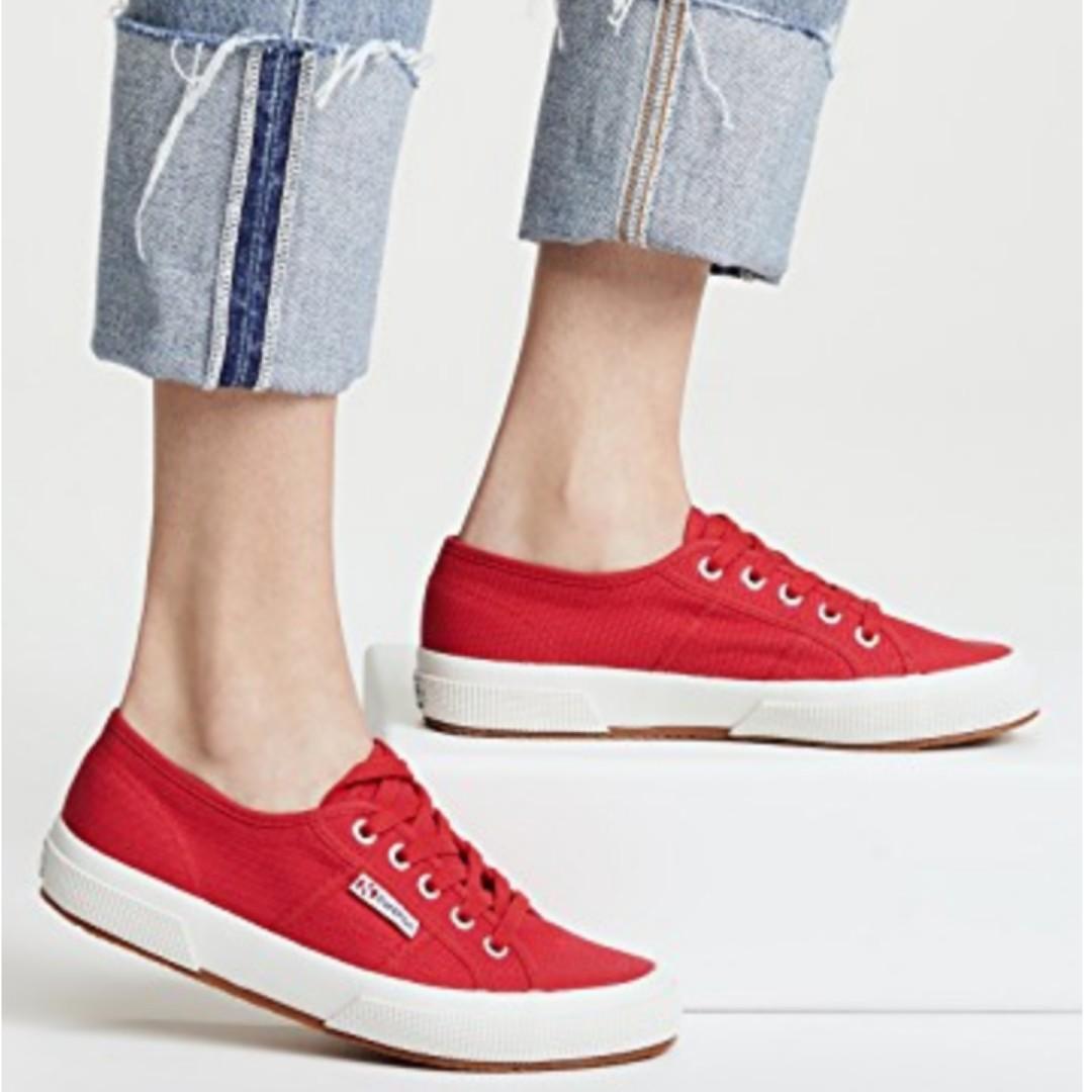 superga red