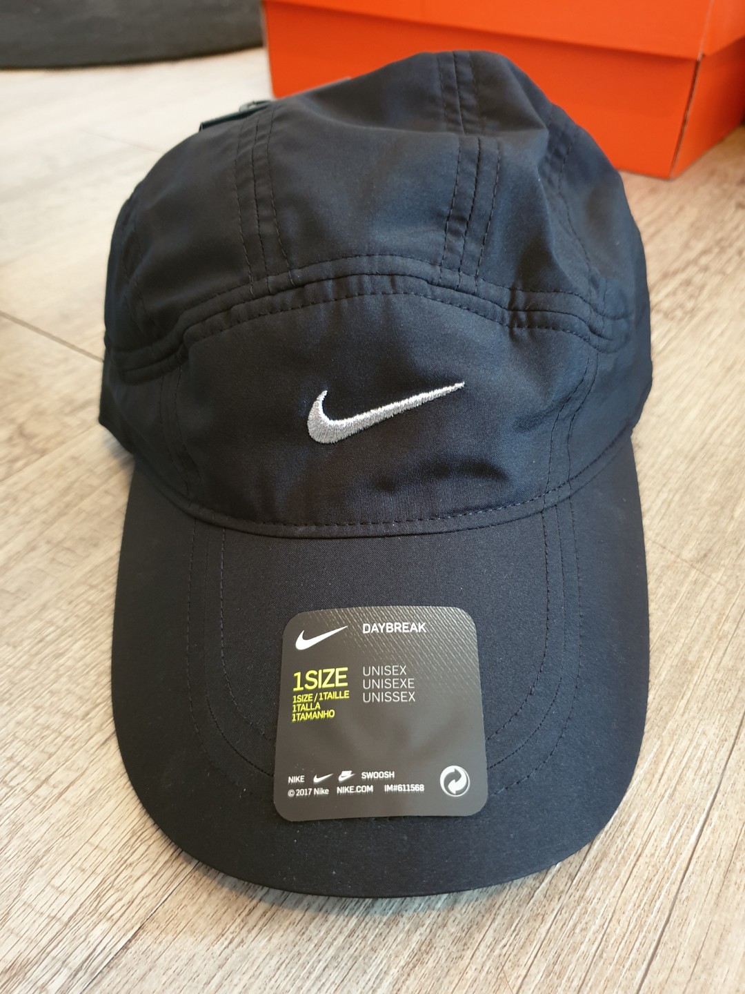 💯 Nike Daybreak Dri-Fit Cap, Fashion, Watches & Accessories, Cap & Hats on Carousell