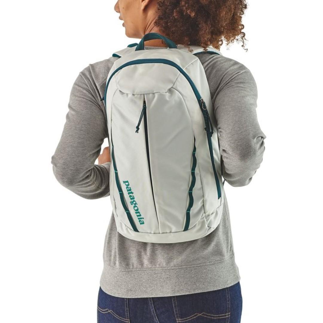 patagonia atom 18l pack