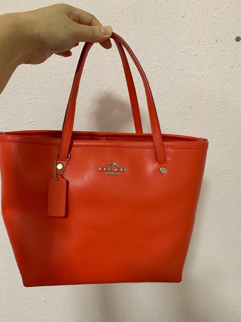 coach mini tote