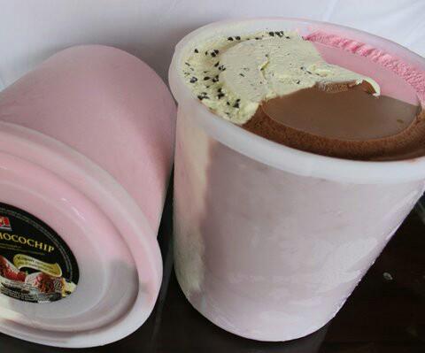 Es Krim Ember 8 Liter Makanan Minuman Makanan Instan Di Carousell