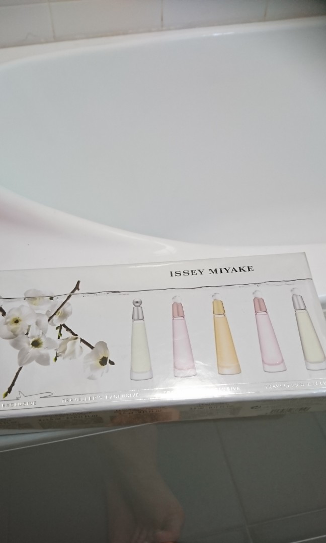 issey miyake miniature set