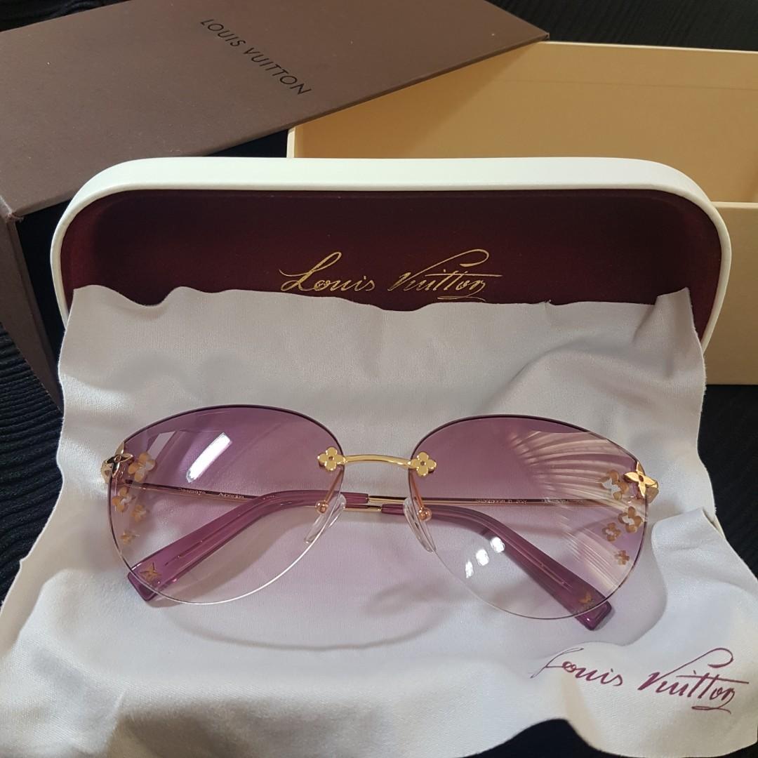 Louis Vuitton Desmayo Cat Eye Sunglasses – Bagaholic