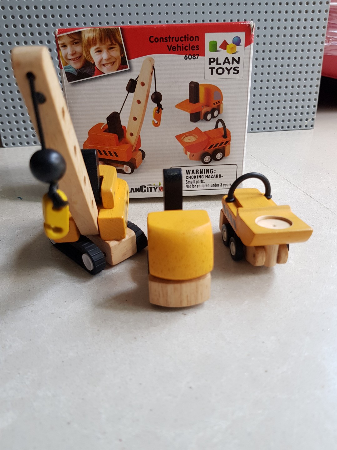Plan toys construction vehicles hot sale