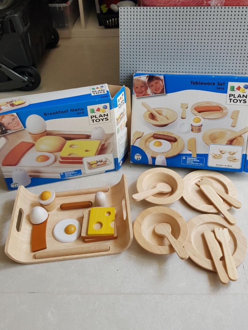 plan toys tableware set