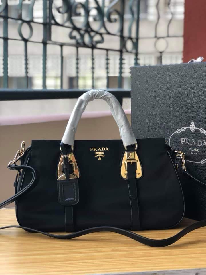 Prada bn1903 store
