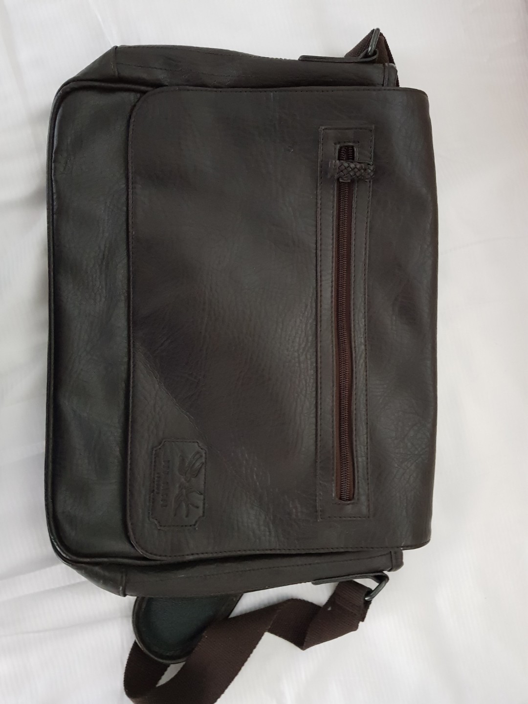 Ted Baker Laptop Sling bag, Men's Fashion, Bags, Sling Bags on Carousell