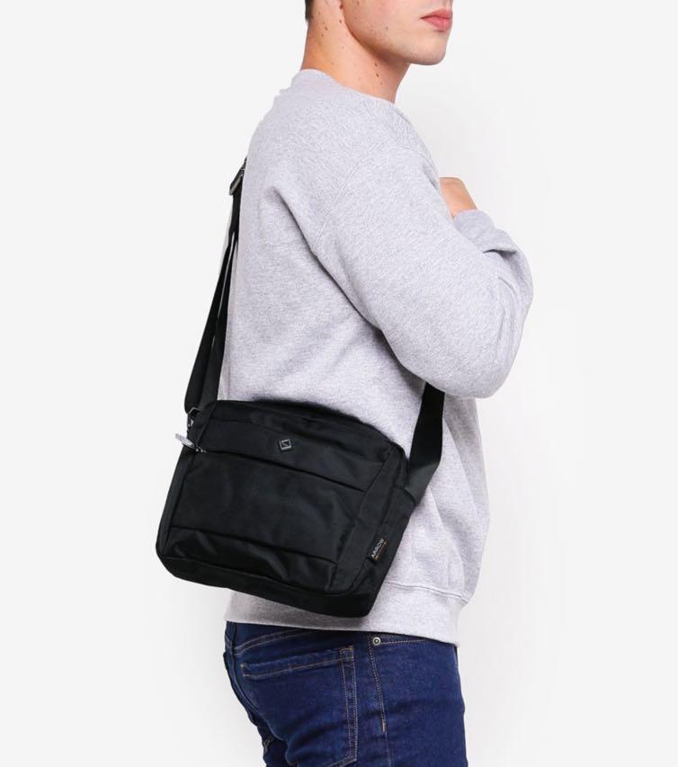 arrow sling bag