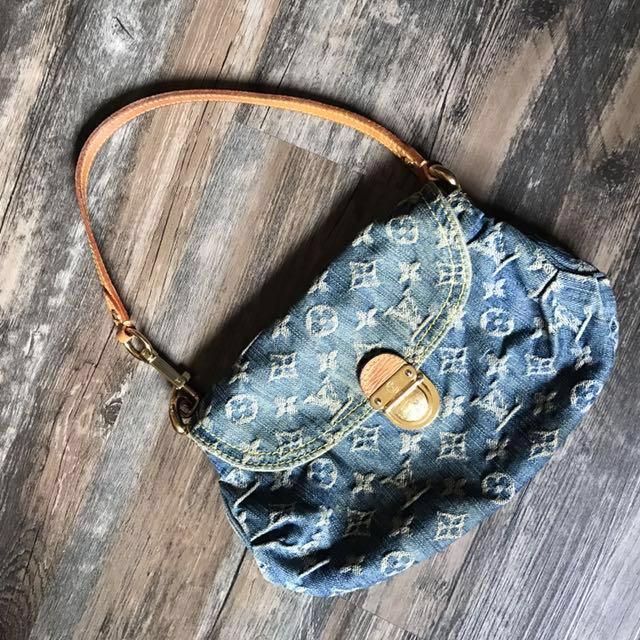 Louis Vuitton vintage Lv denim pleaty bag, Luxury, Bags & Wallets on  Carousell