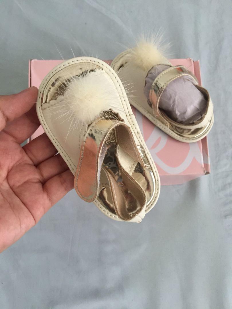 Baby girl sandals (Category: Babies & Kids Fashion) located in Balanga. Submitted by wandermum (Listing ID 202578997, Image 2). Description: Used just a few times Good as new Fits 4mos-10mos.