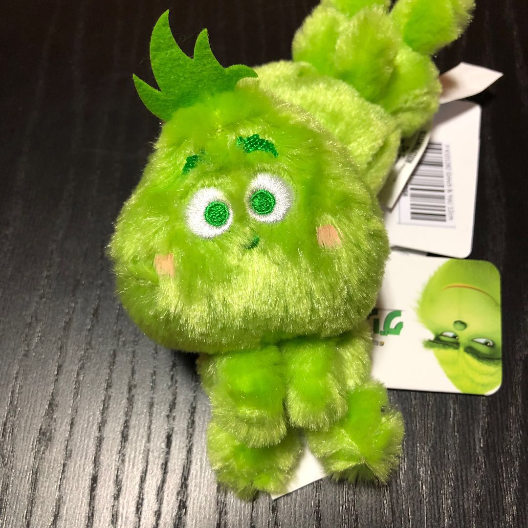 small stuffed grinch