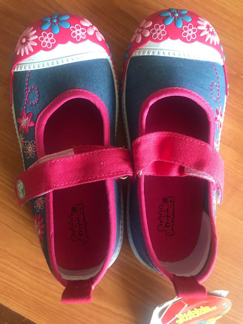girls shoes size 10