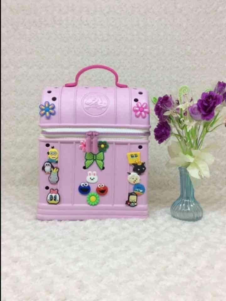 Crocs Hand & Bagpack (Category: Diaper Bags & Wetbags) located in Caloocan City. Submitted by mms_bestshop (Listing ID 214142899, Image 3). Description: 100% Authetic Inclusion Paper bag.