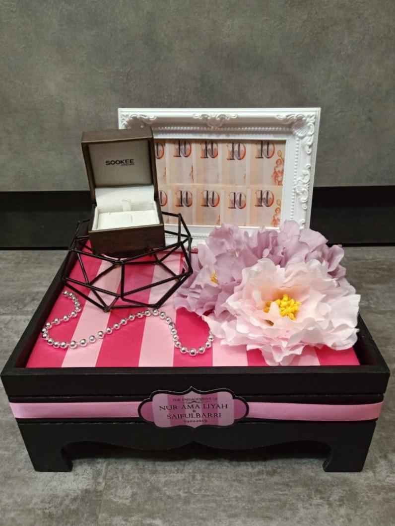 Victoria secret online set hantaran