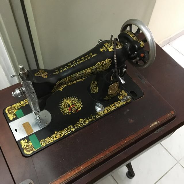 Flying Man Sewing Machine, Hobbies & Toys, Memorabilia & Collectibles