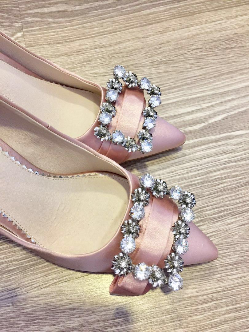 Heels discount forever new