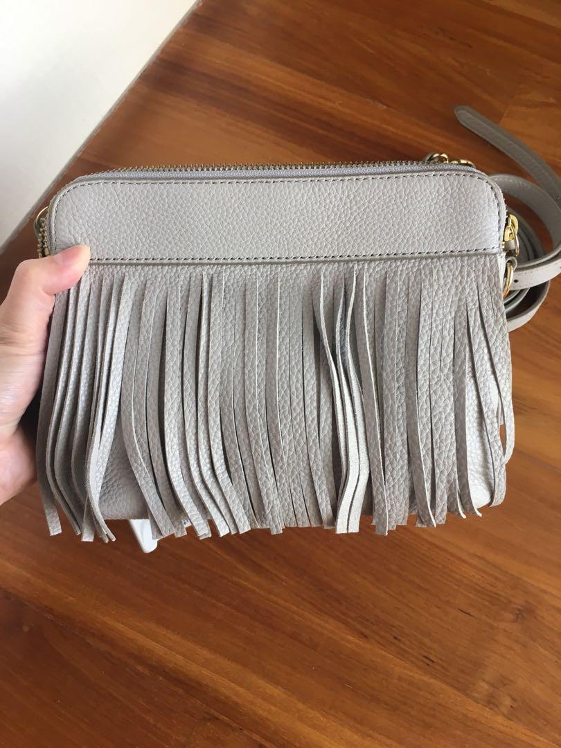 Fossil Sydney fringe crossbody bag mineral gray, Women's Fashion, Bags