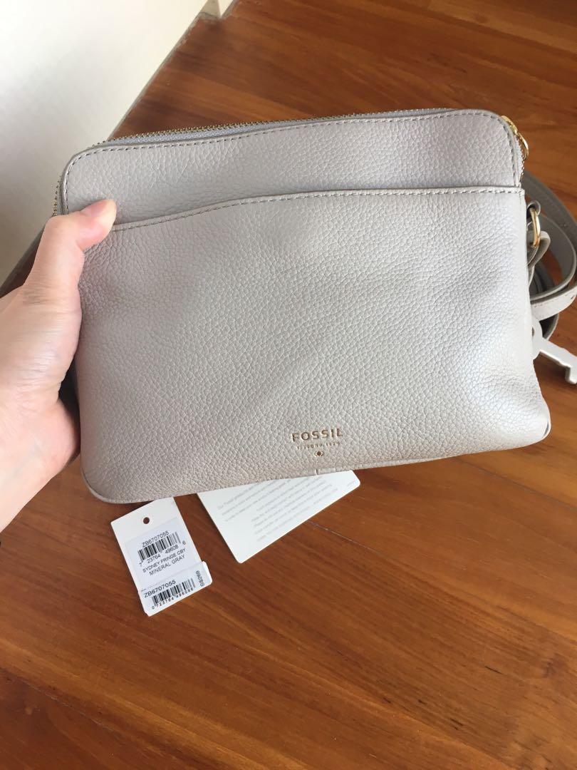 Fossil Sydney fringe crossbody bag mineral gray, Women's Fashion, Bags
