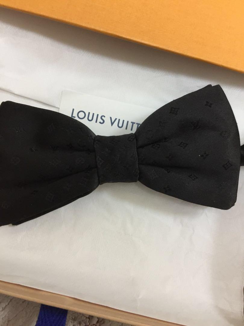 Shop Louis Vuitton MONOGRAM Monogram gold bowtie (M75295) by