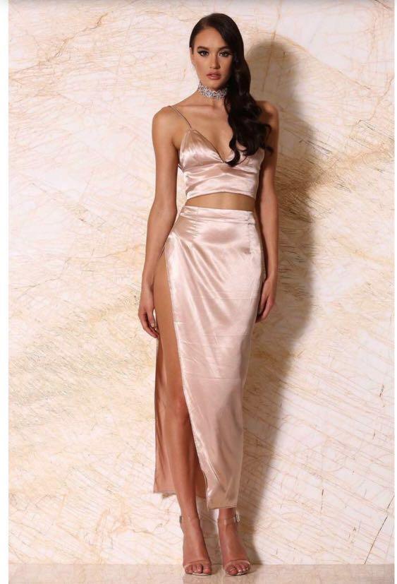 Satin slit skirt clearance