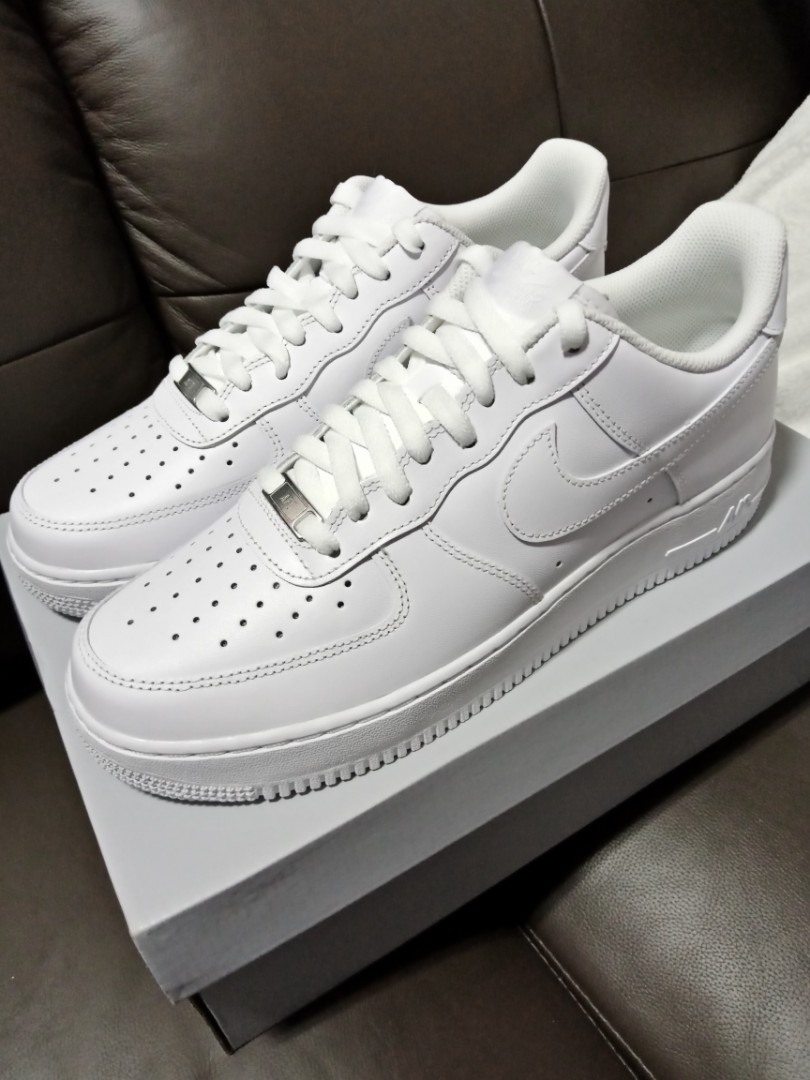 All white air outlet forces
