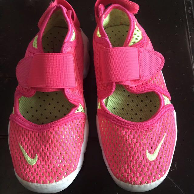 nike rift size 12