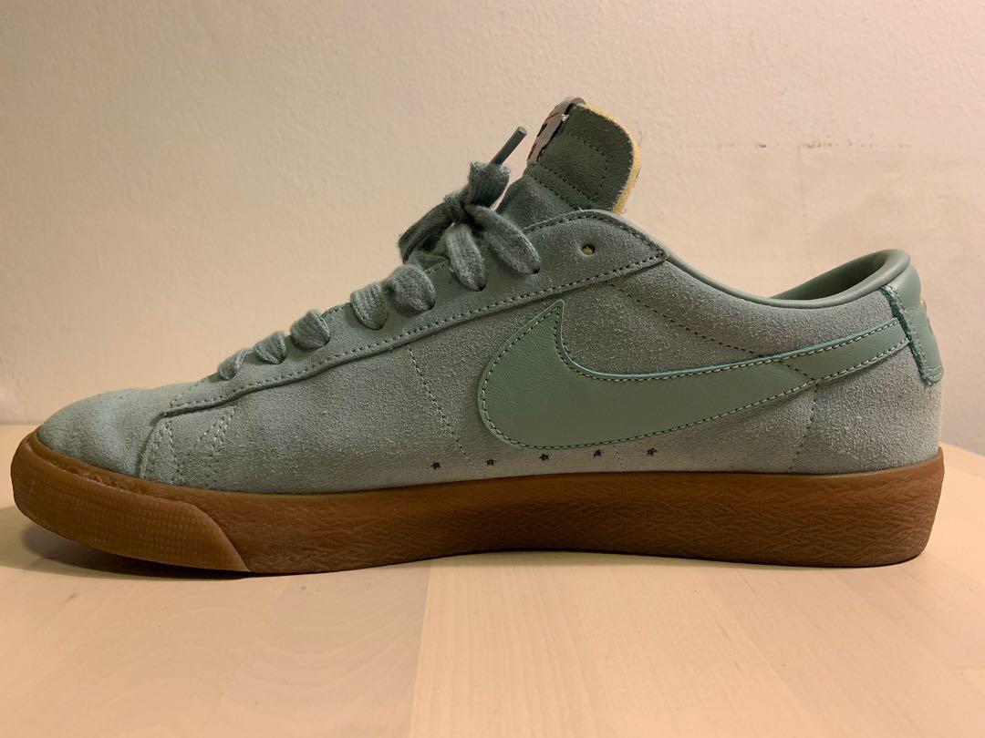 nike x supreme blazer low