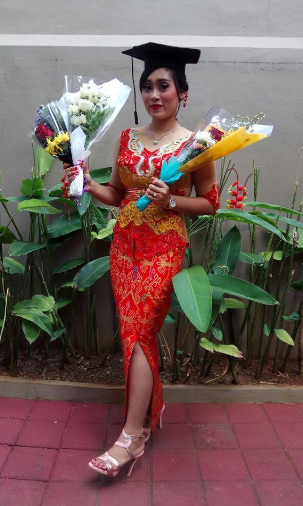 Setelan Kebaya Bali Fesyen Wanita Pakaian Wanita Lainnya Di Carousell
