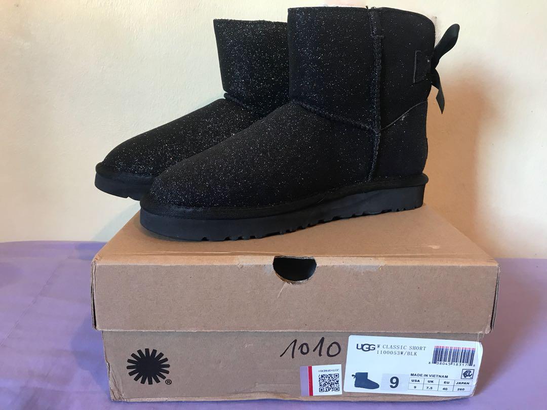 UGG (Category: Boots) located in Singapore. Submitted by madcrash (Listing ID 214189767, Image 6). Description: UGG brand new never been worn before open to nego retail price $$350 😉👌🏻.