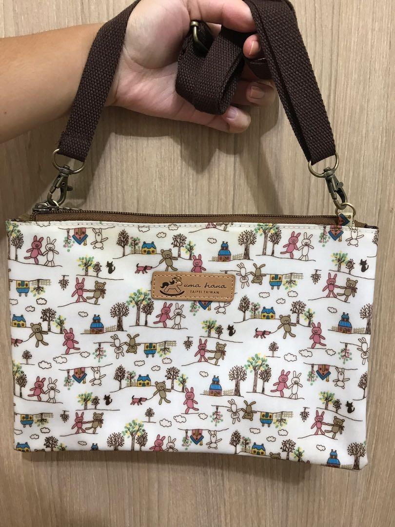 uma hana sling bag