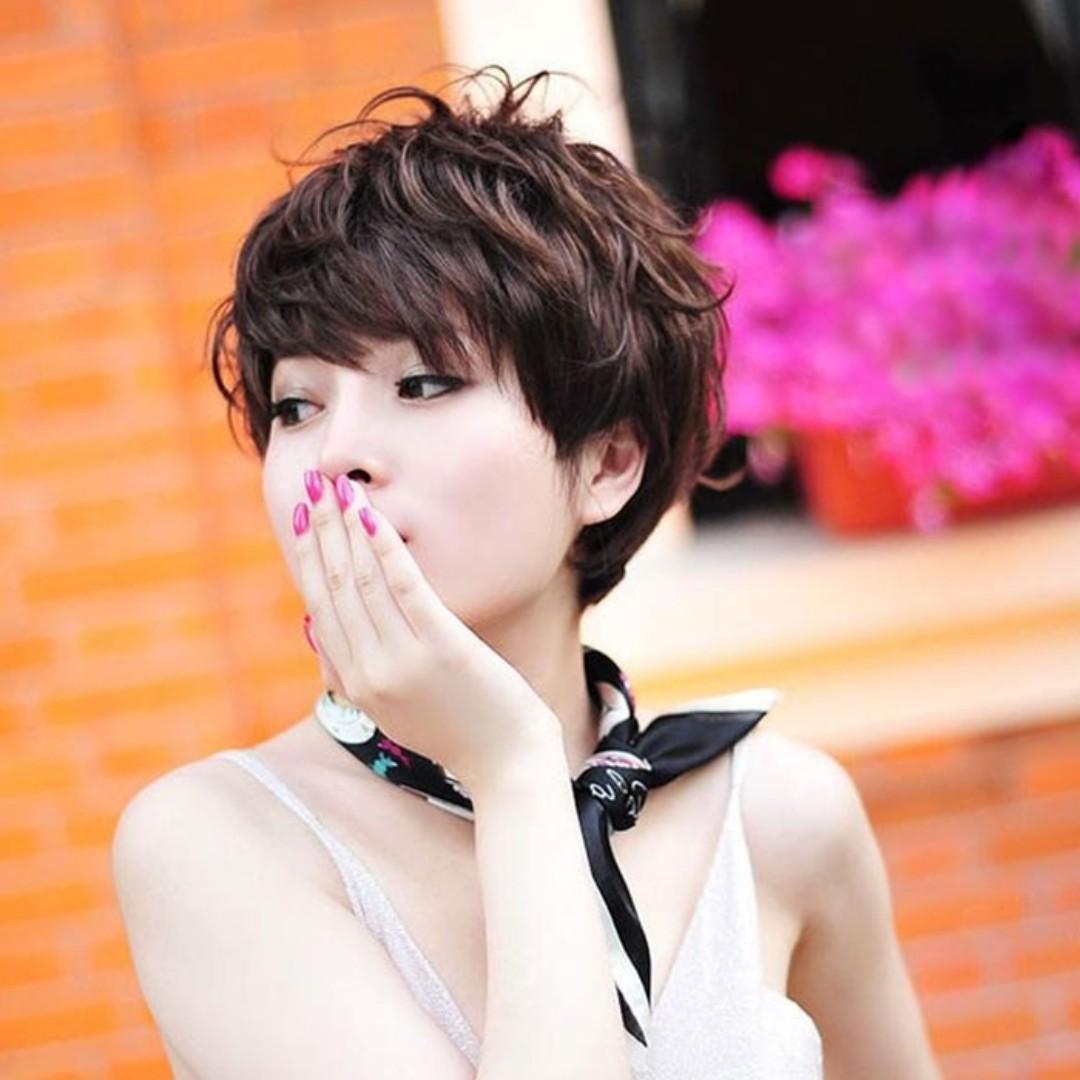 Wig Wanita Model Rambut Pendek Ikal Bergelombang Womens
