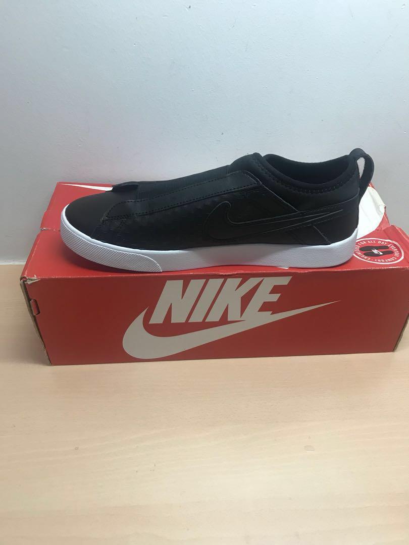 Nike racquette slip on on sale