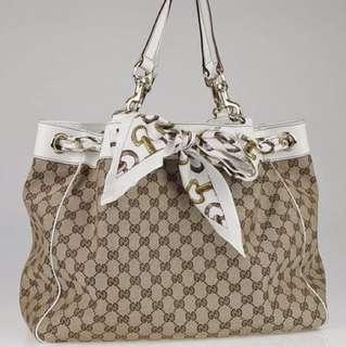 GUCCI Beige/Ebony GG Canvas Positano Tote Bag