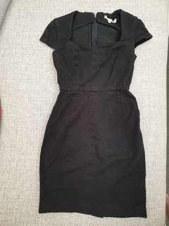Cap sleeve sweetheart cut dress
