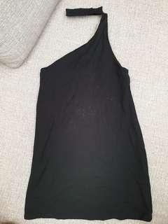 Zara - short A line dress with choker and pearl detail