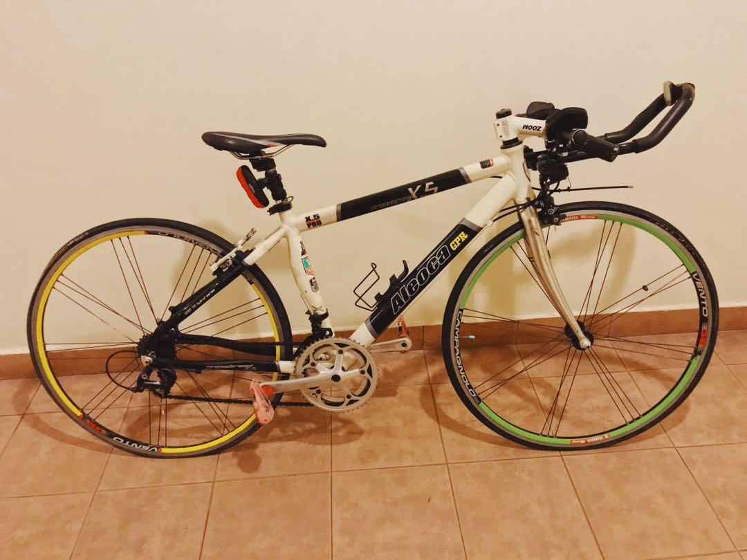 Aleoca Bicycle Road Bike Set Up Bicycles Pmds Bicycles Road Bikes On Carousell