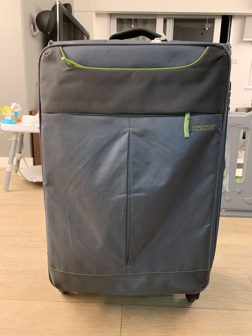 American tourister sky spinner 2025