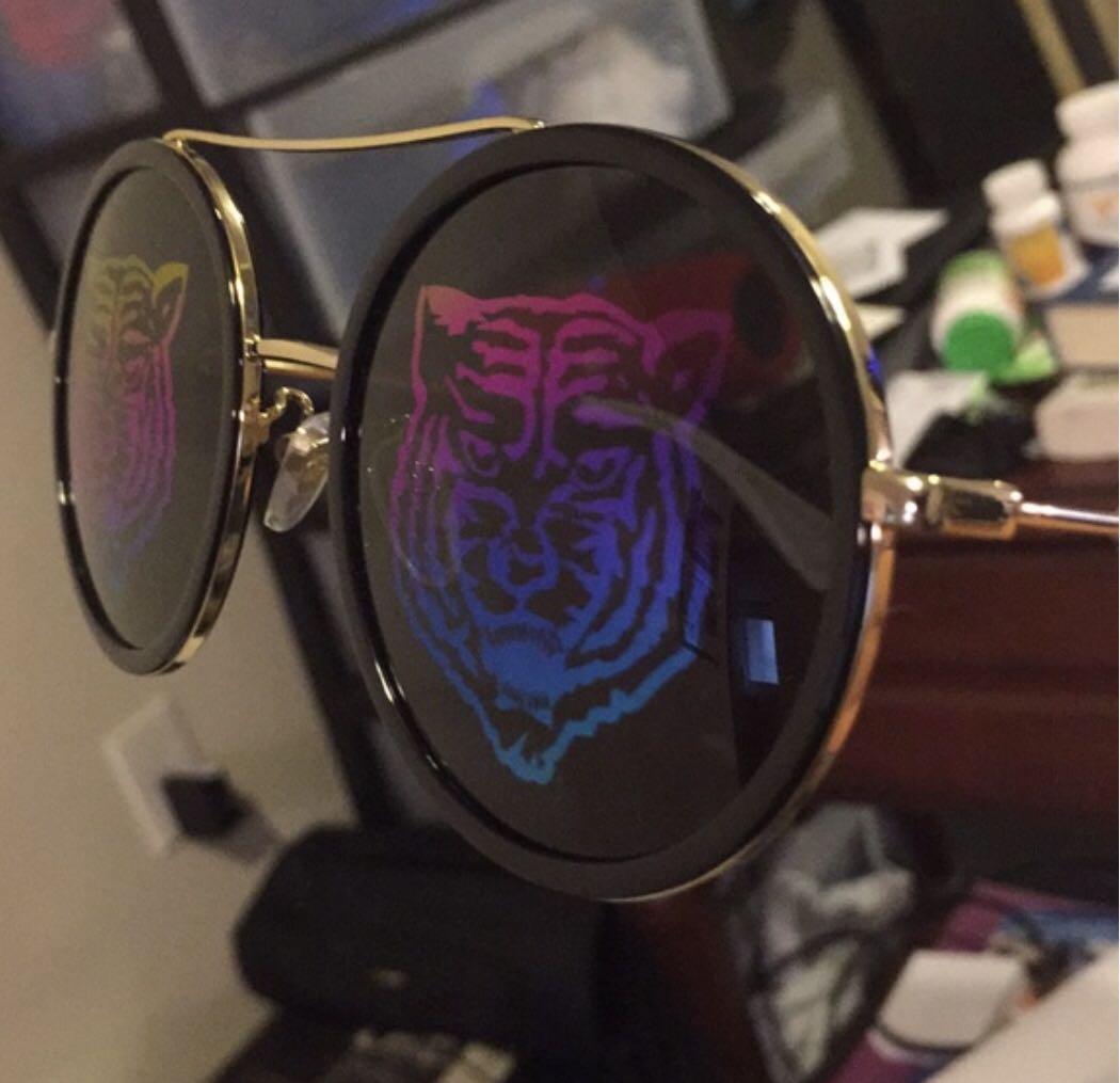 gucci tiger round sunglasses