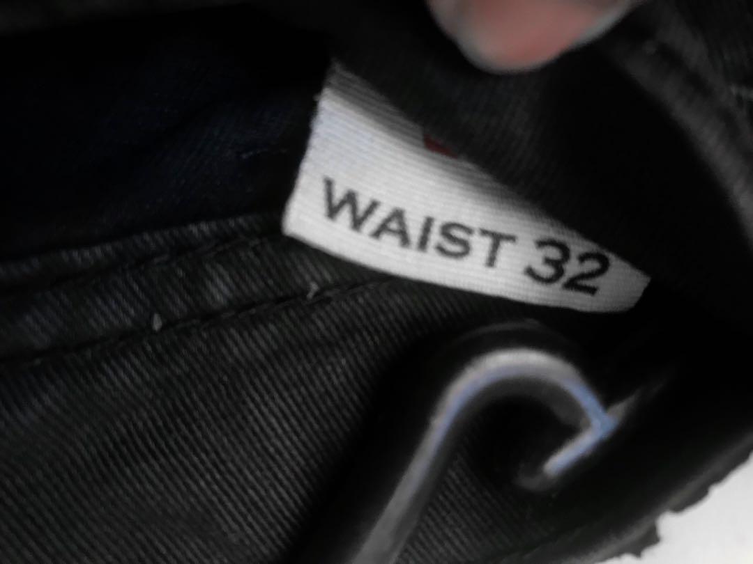 Black skinny jeans (Category: Jeans) located in Taguig. Submitted by fatefly (Listing ID 214372916, Image 3). Description: Black Skinny Jeans Meet-ups: Market-Market, BGC, SM Aura Shipping via Grab at the expense of buyer Deposits will be on BPI account.