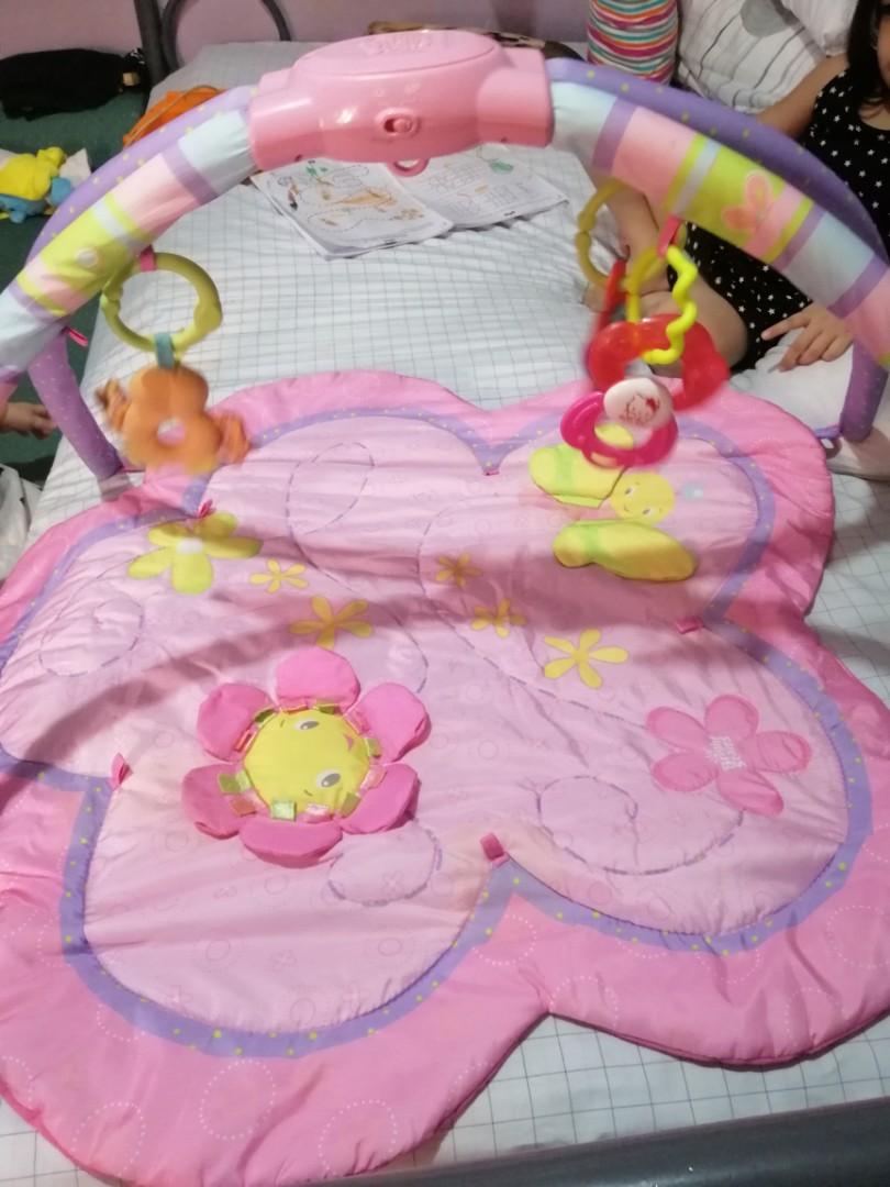 Bright Stars playmat, Babies & Kids, Infant Playtime on Carousell
