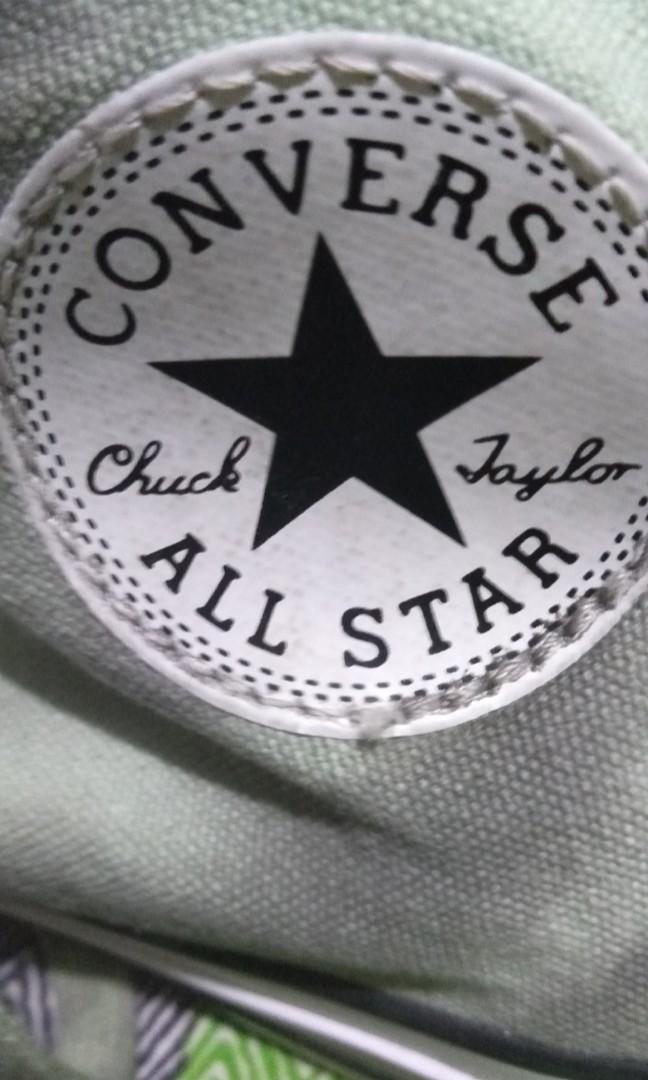 Converse chuck taylor (Category: Sneakers) located in Marikina City. Submitted by fancy56 (Listing ID 214351126, Image 3). Description: Brand New bought US unisex di na gamit dahil masyadong malaki.