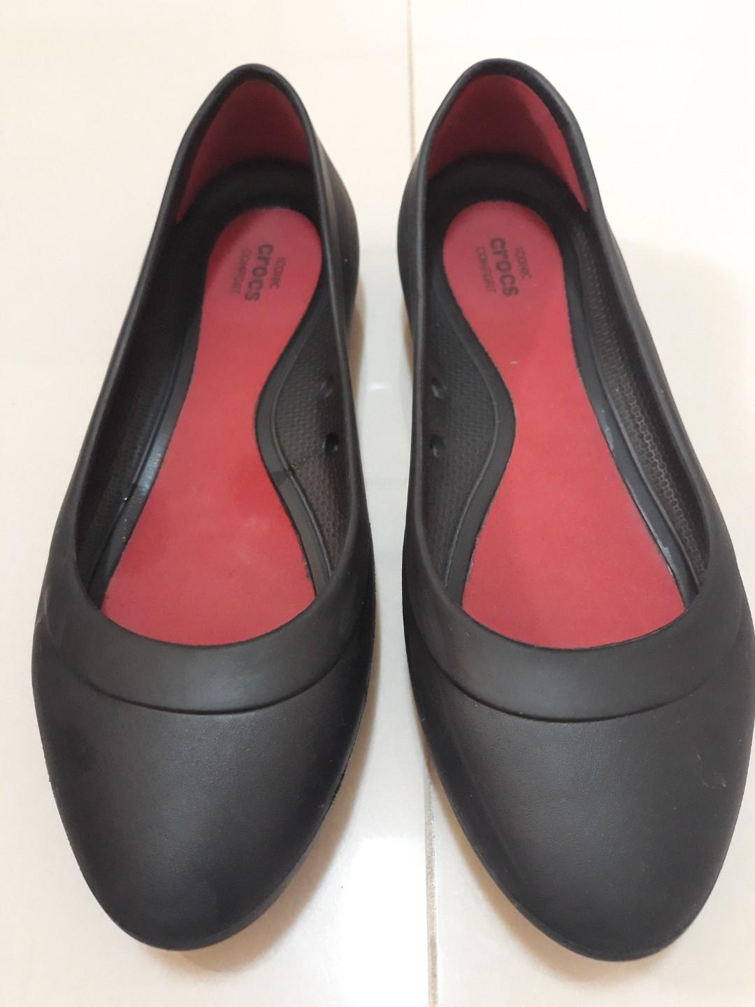 crocs black shoes for ladies