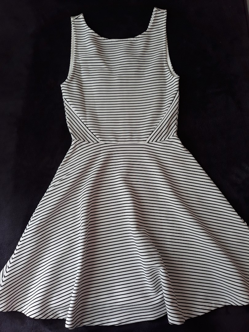 h&m black and white striped dress