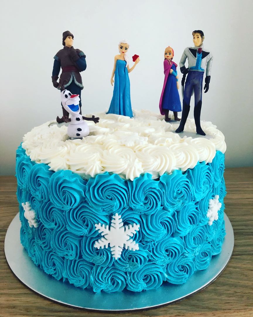 Frozen Theme Cake Food Drinks Baked Goods On Carousell