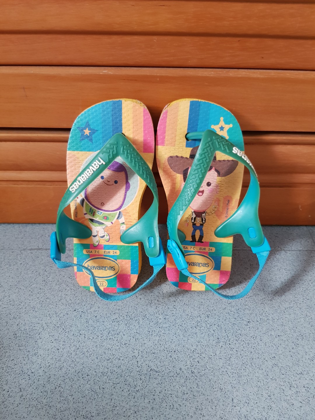 havaianas toy story baby