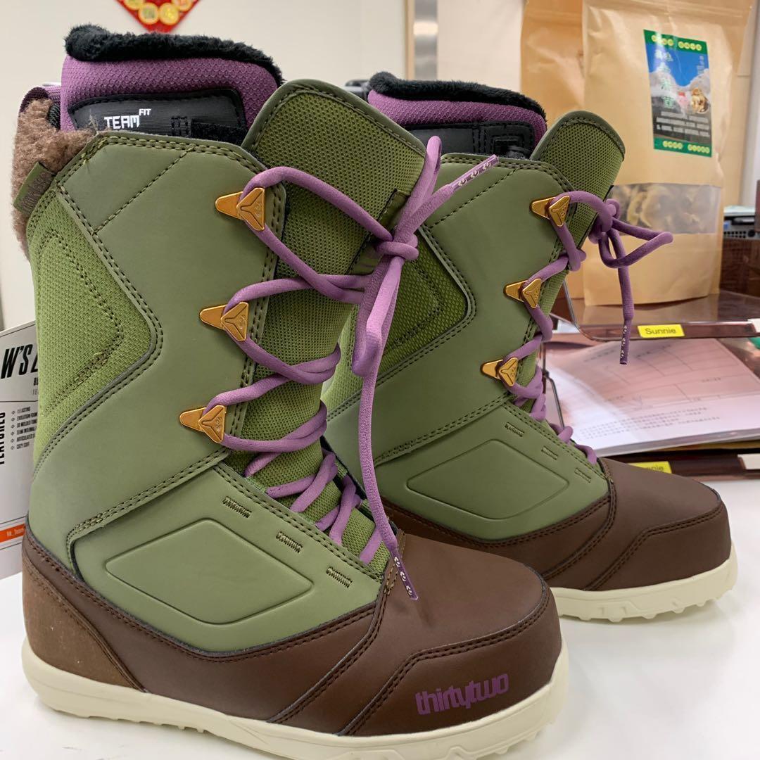 thirty two snowboard boots womens